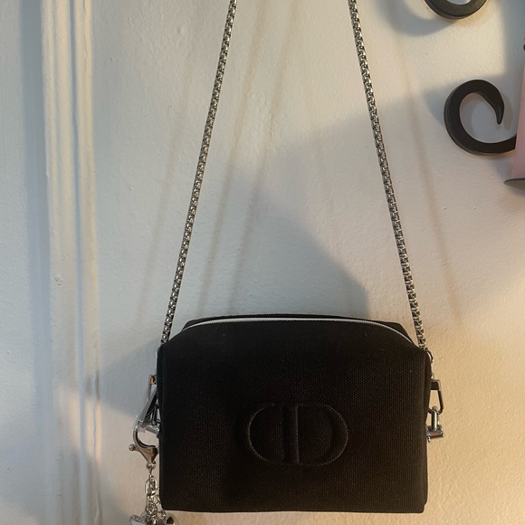 🆕 Dior Cosmetic Case to Crossbody, and also comes with Dior lipstick - Picture 9 of 16